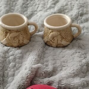 Woven Cream Mugs Set